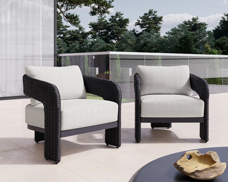 Pylos Outdoor Lounge Chair