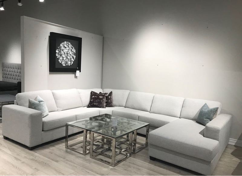 ELARA SECTIONAL